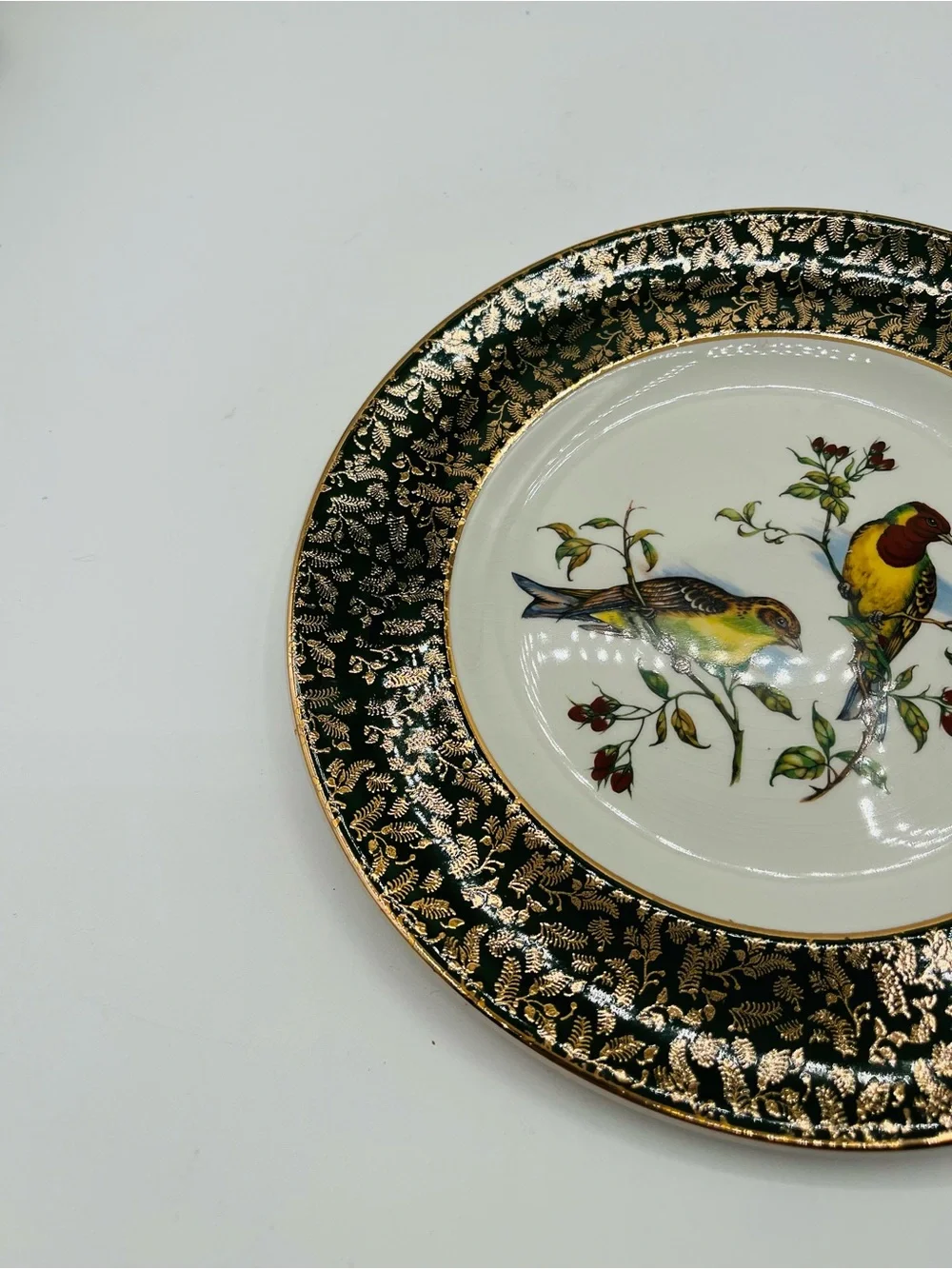 vintage decorative bird Wood & Sons England Plate D 10 Inches